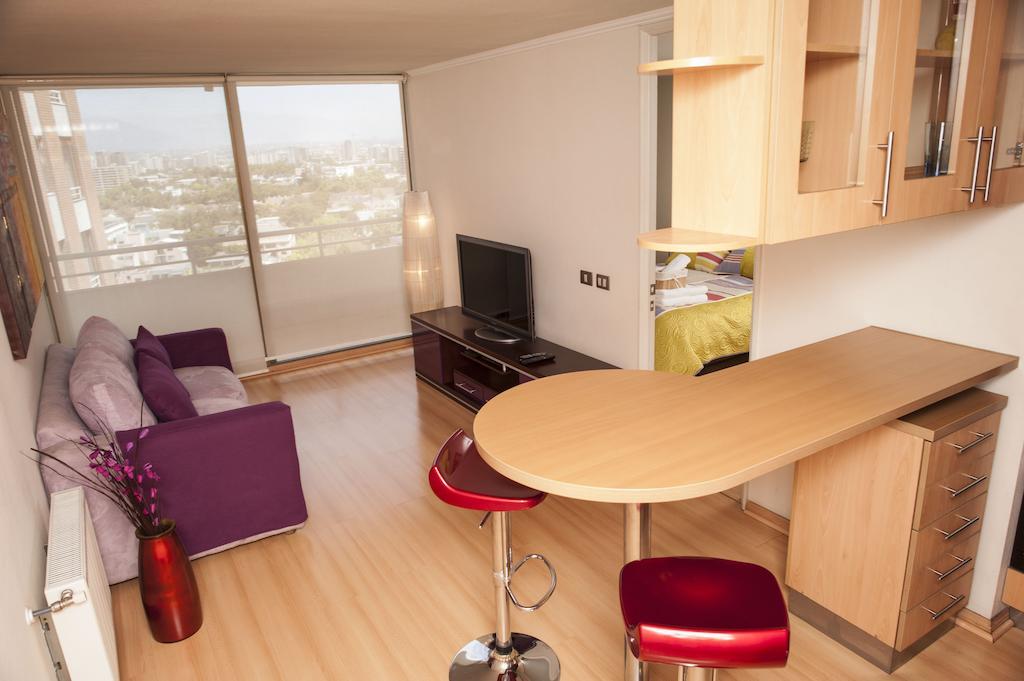 Chilean Suites Providencia Сантьяго Экстерьер фото